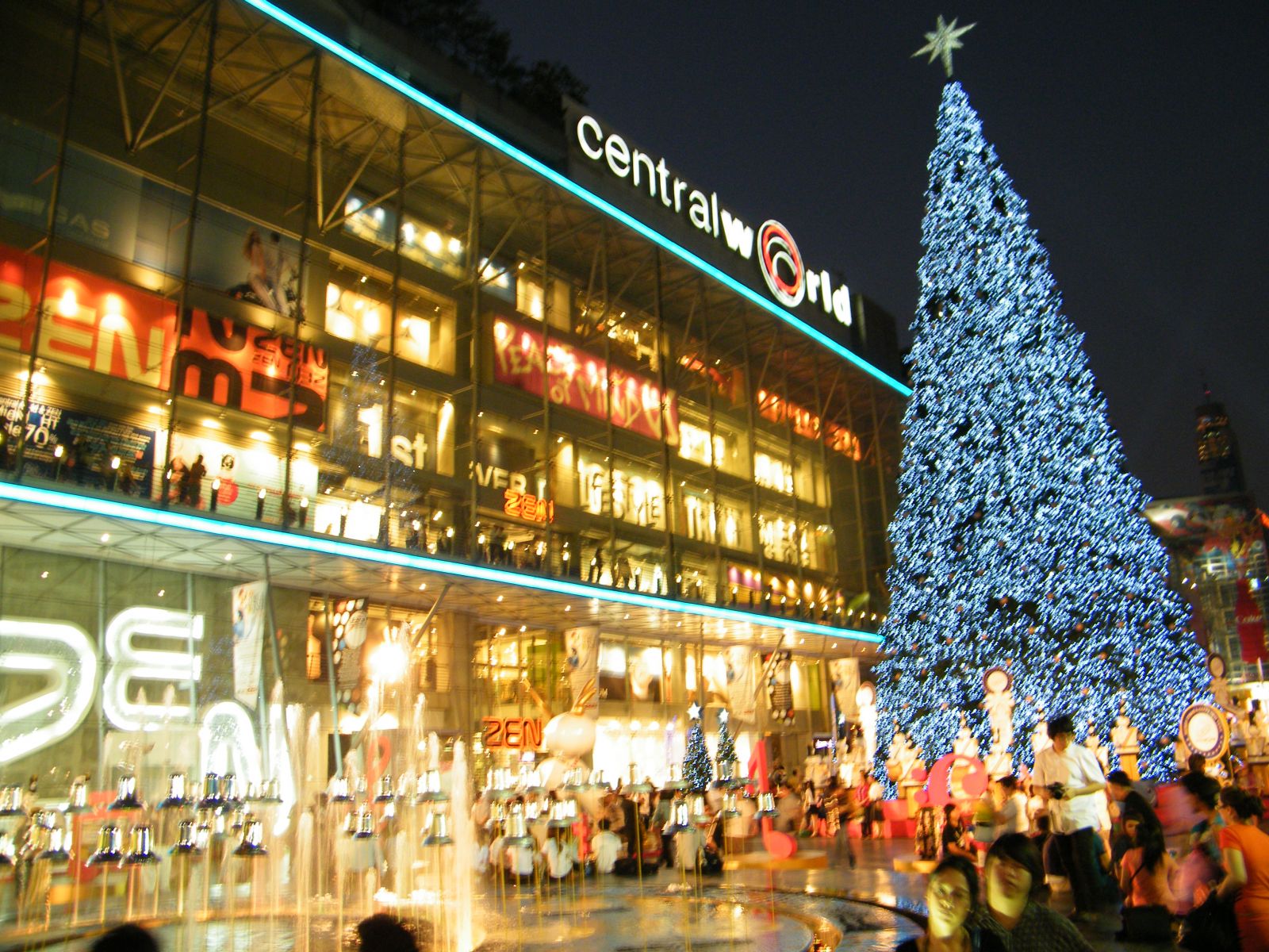 trung tam Central World
