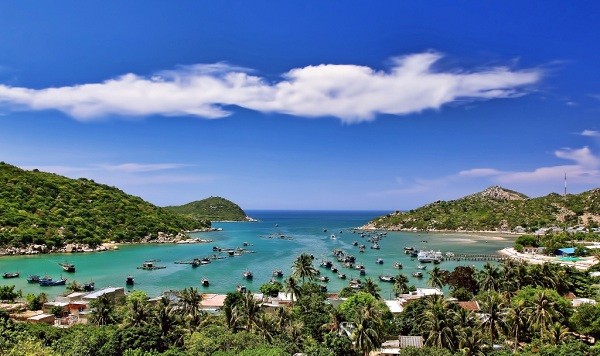 nhìn biển ninh chữ từ xa